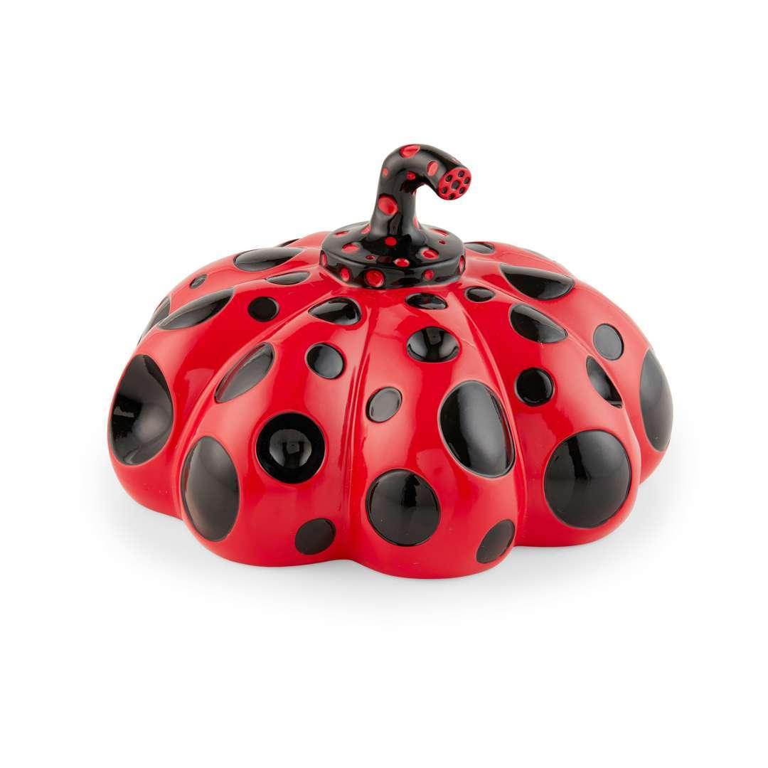 Yayoi Kusama-Red Pumpkin Naoshima, 2019