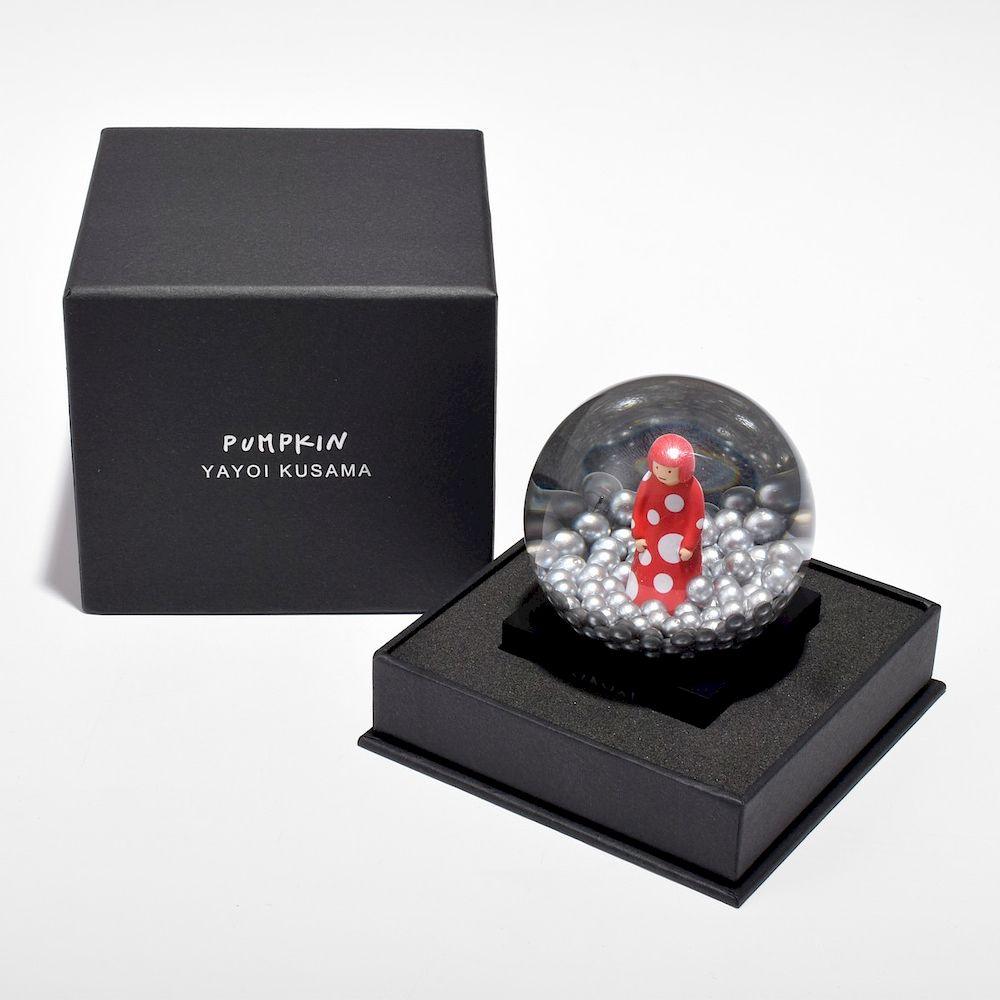 Yayoi Kusama-Snow Globe, 2019