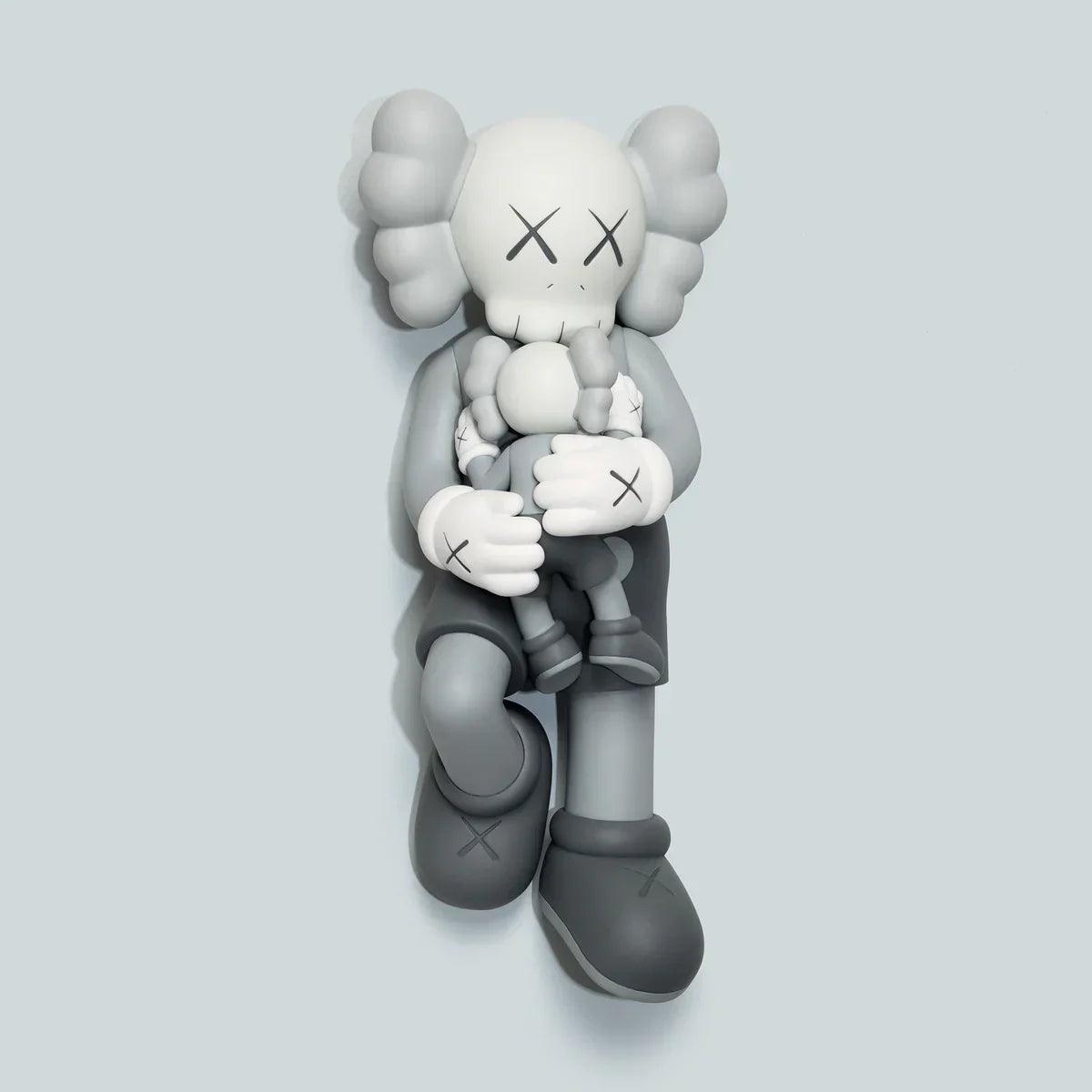 KAWS-KAWS:HOLIDAY Singapore Figure (Grey)