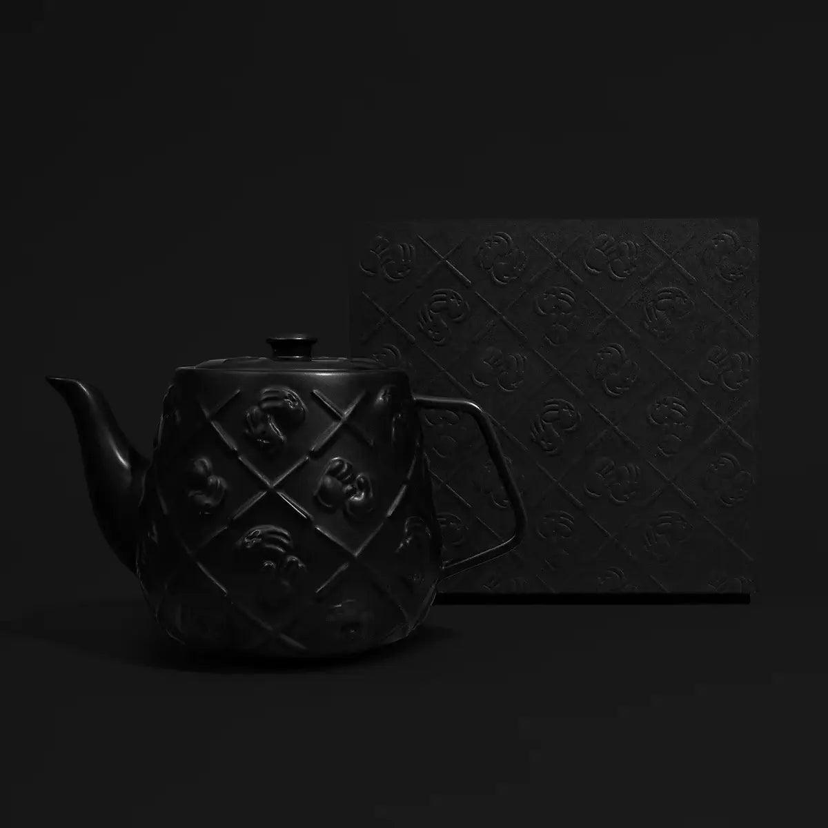 KAWS-Teapot (Black)