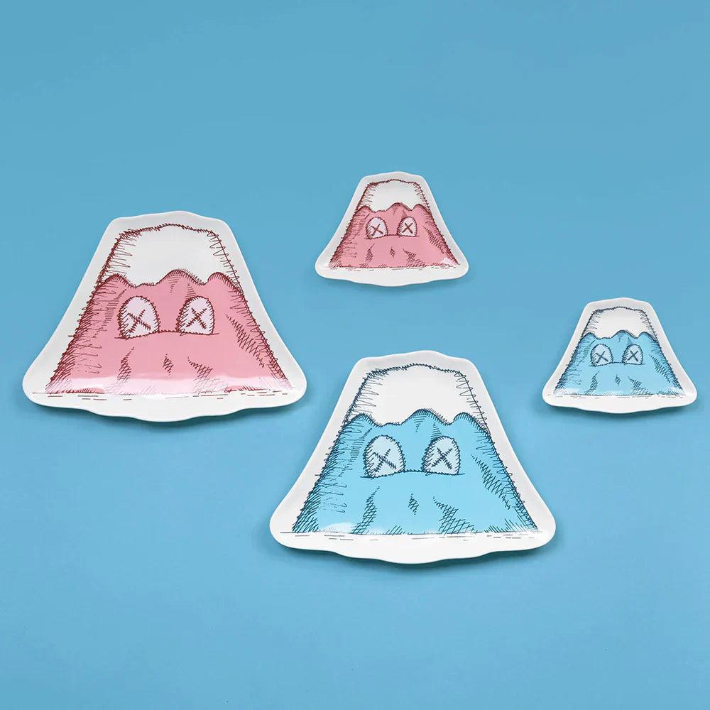 KAWS:HOLIDAY KAWS:HOLIDAY JAPAN Mount Fuji Ceramic Plate Set (Set of 4)